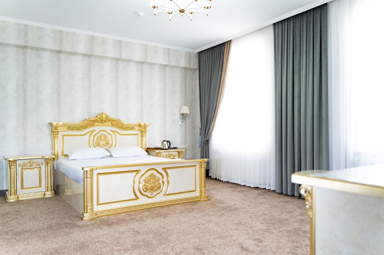 Hotel Reikartz Bahor Bukhara Esterno foto